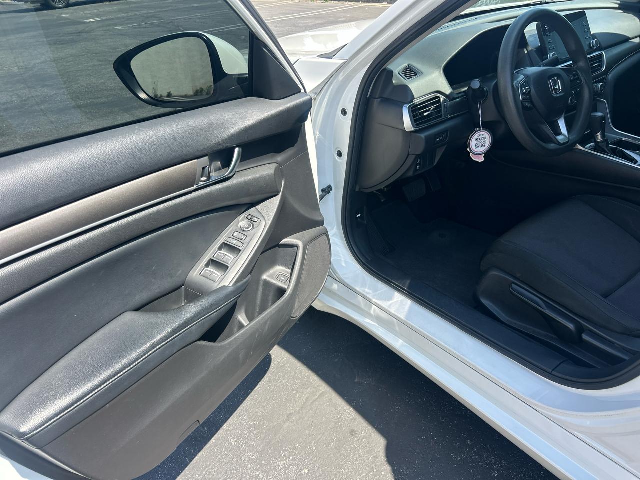 Honda Accord Sedan LX 1.5T CVT 2018