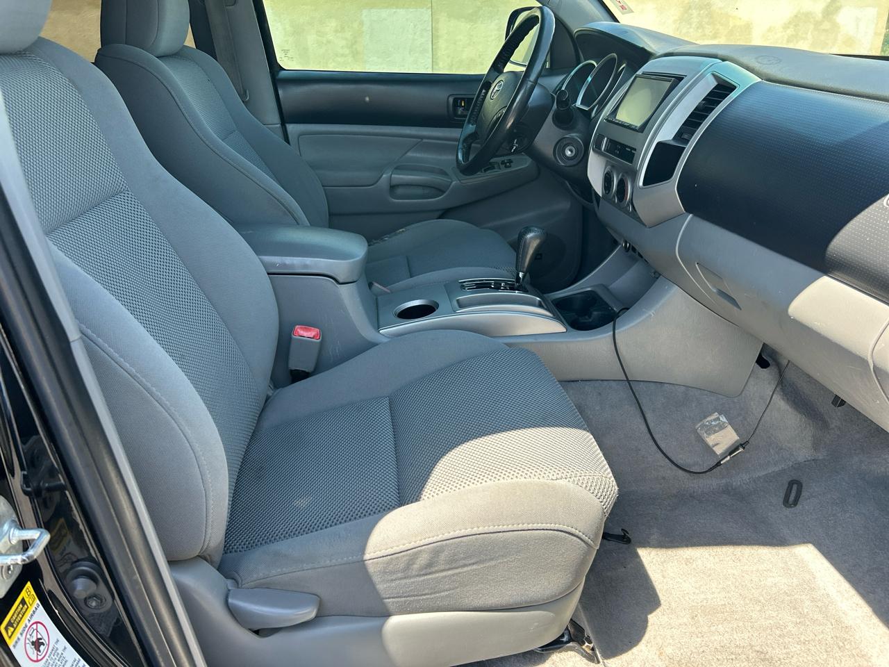 Toyota Tacoma 2WD Double V6 AT PreRunner (Natl) 2011