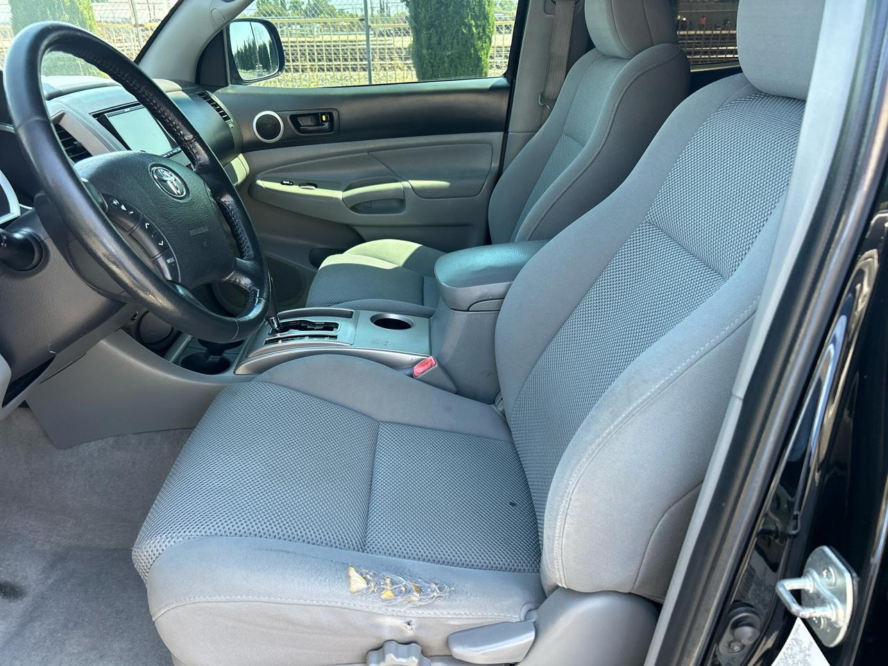 Toyota Tacoma 2WD Double V6 AT PreRunner (Natl) 2011
