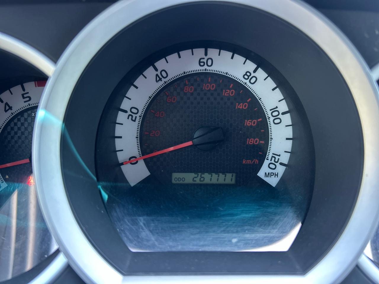 Toyota Tacoma 2WD Double V6 AT PreRunner (Natl) 2011