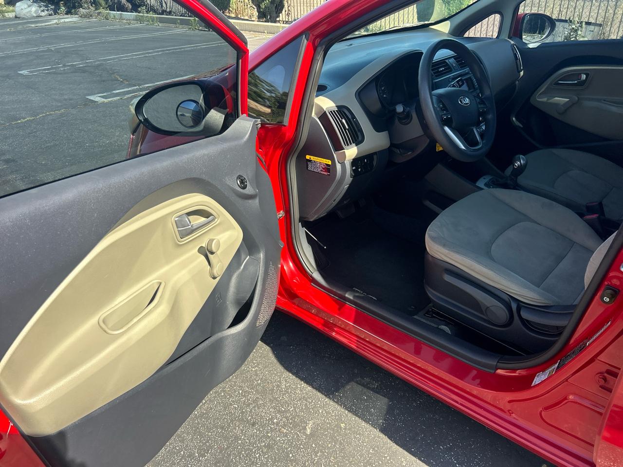 Kia Rio 4dr Sdn Auto LX 2014