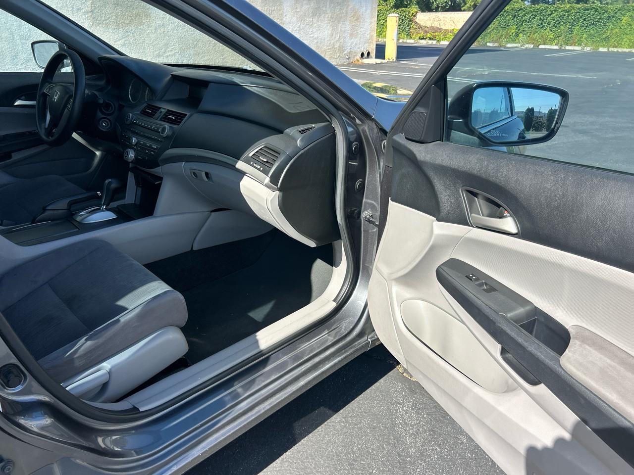 Honda Accord Sdn 4dr I4 Auto LX 2011