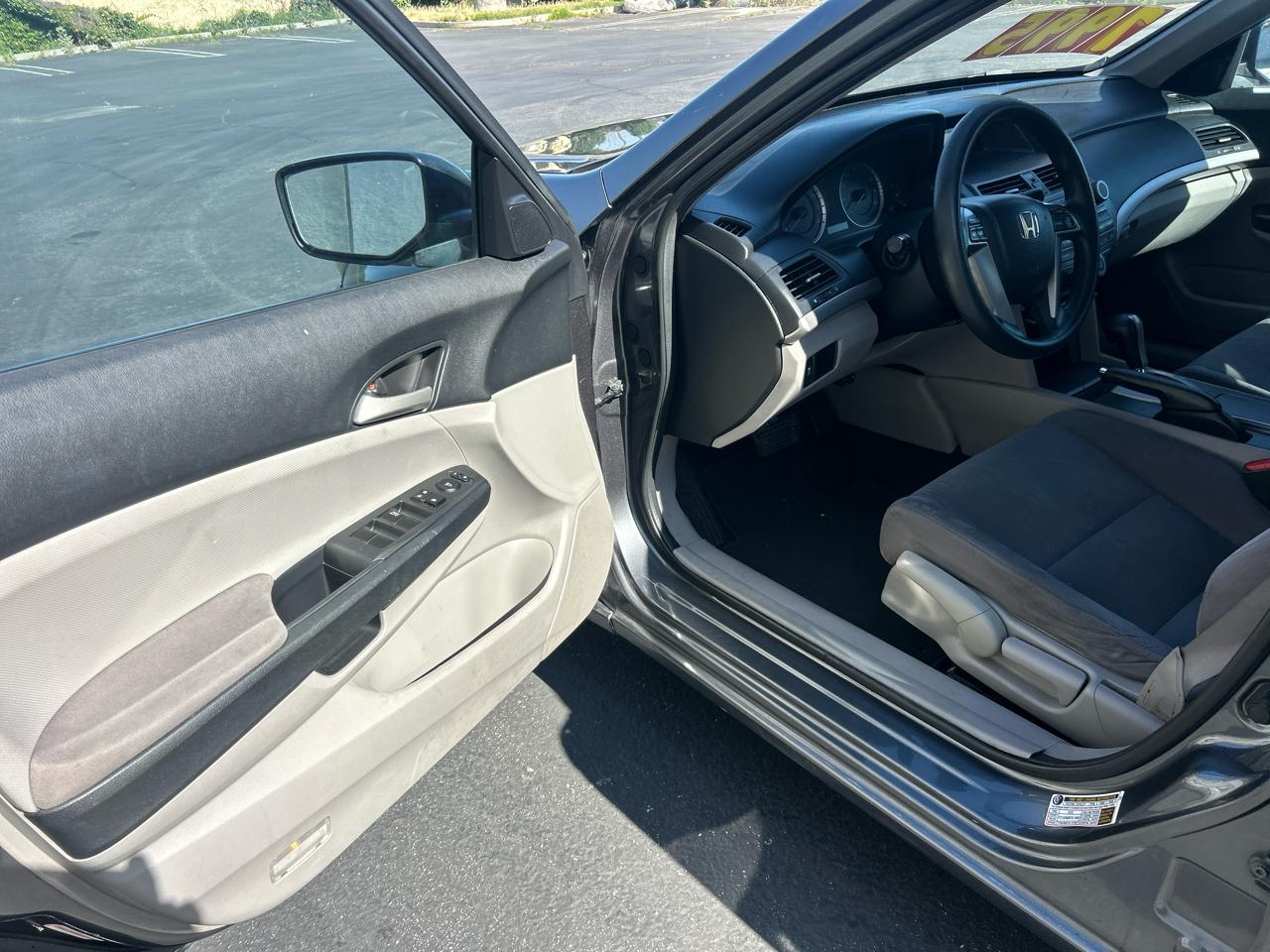Honda Accord Sdn 4dr I4 Auto LX 2011