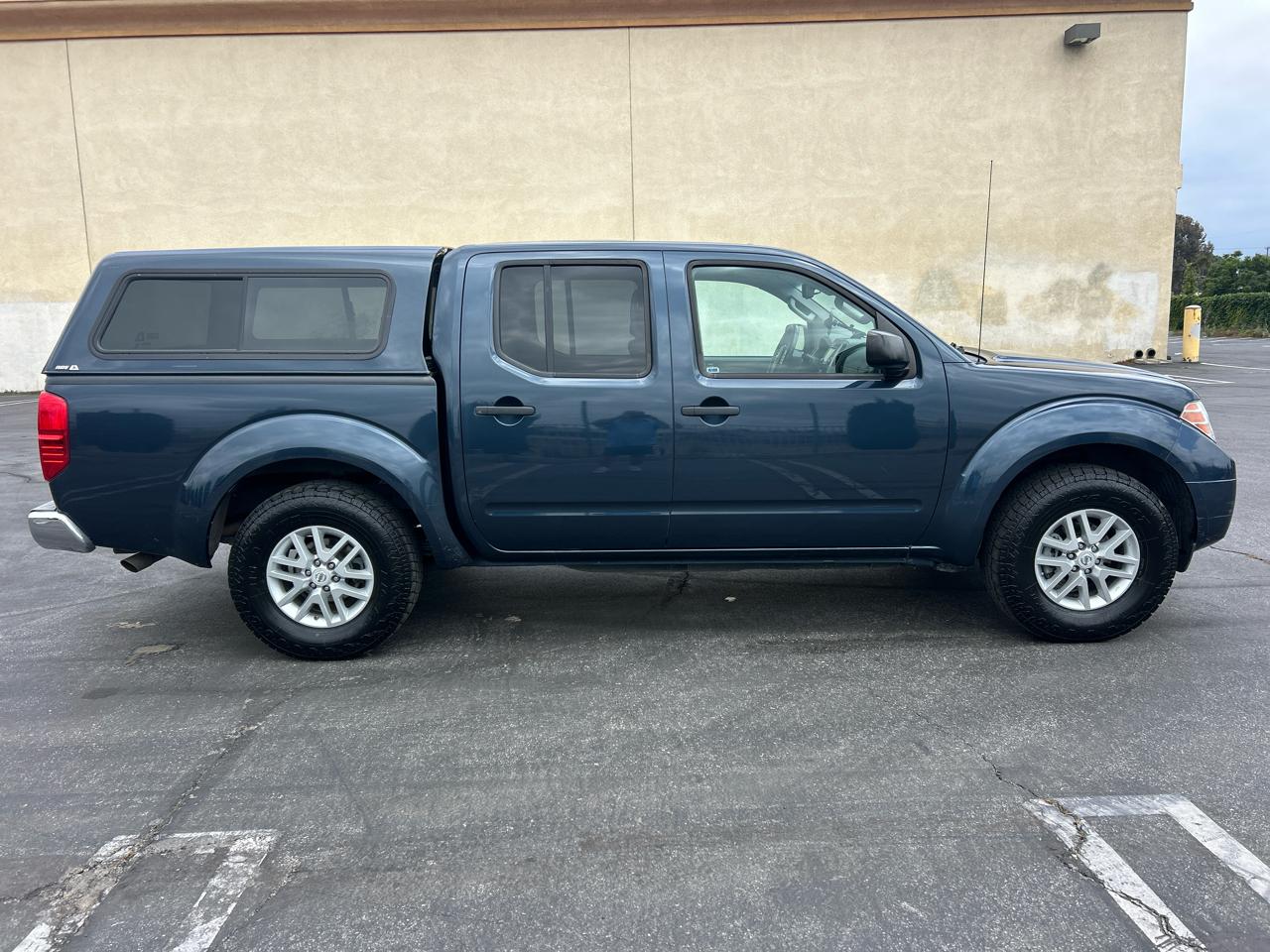 Nissan Frontier 2WD Crew Cab SWB Auto SV 2016