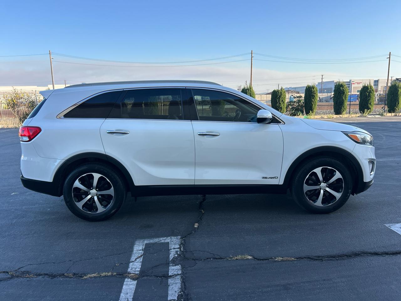 Kia Sorento AWD 4dr 3.3L EX 2016