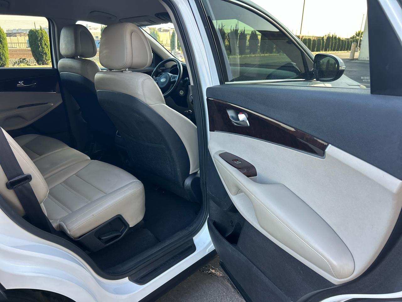 Kia Sorento AWD 4dr 3.3L EX 2016