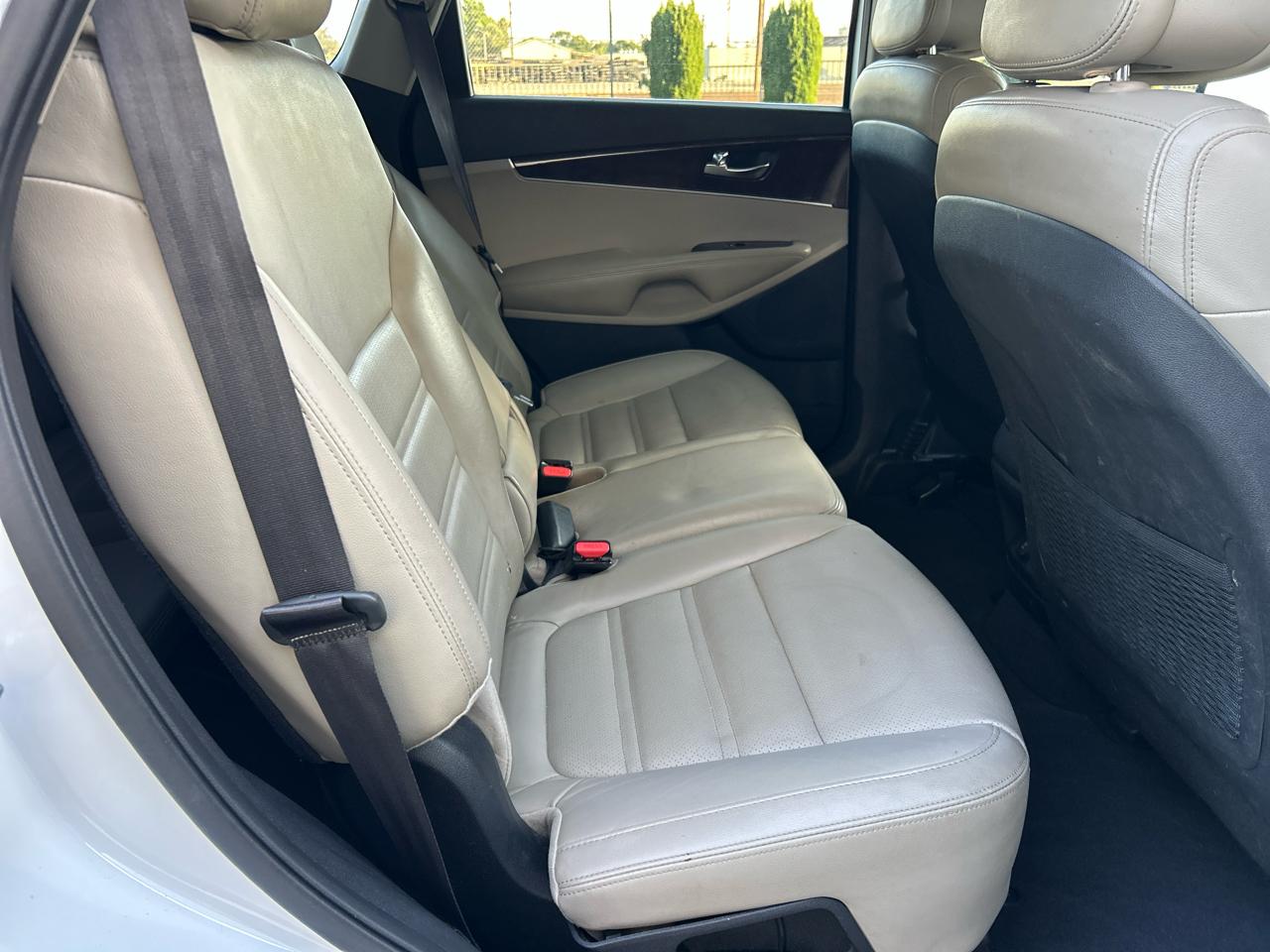Kia Sorento AWD 4dr 3.3L EX 2016