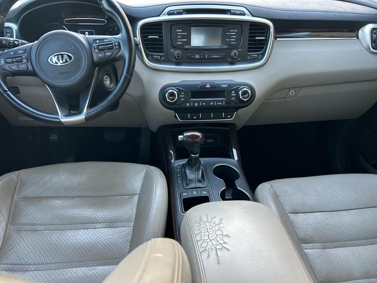 Kia Sorento AWD 4dr 3.3L EX 2016