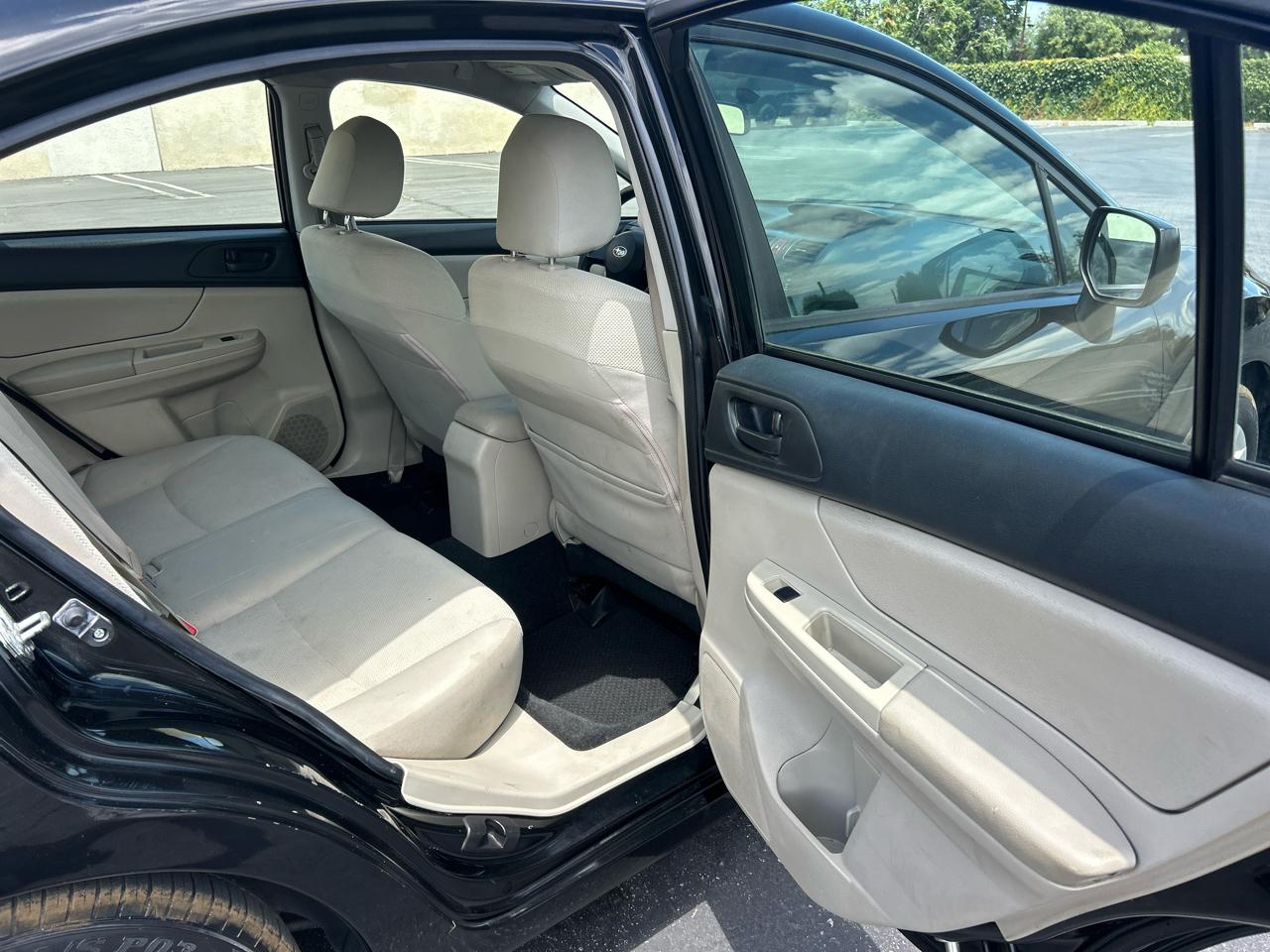 Subaru Impreza Sedan 4dr Auto 2.0i 2012