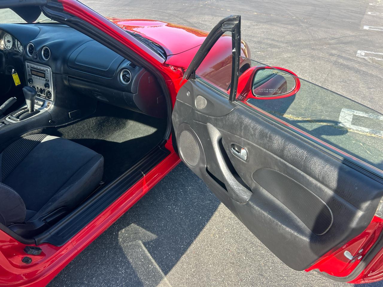 Mazda MX-5 Miata 2dr Conv Cloth Auto 2005
