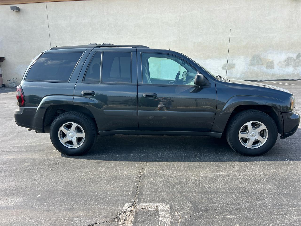 Chevrolet TrailBlazer 4dr 2WD LS 2005