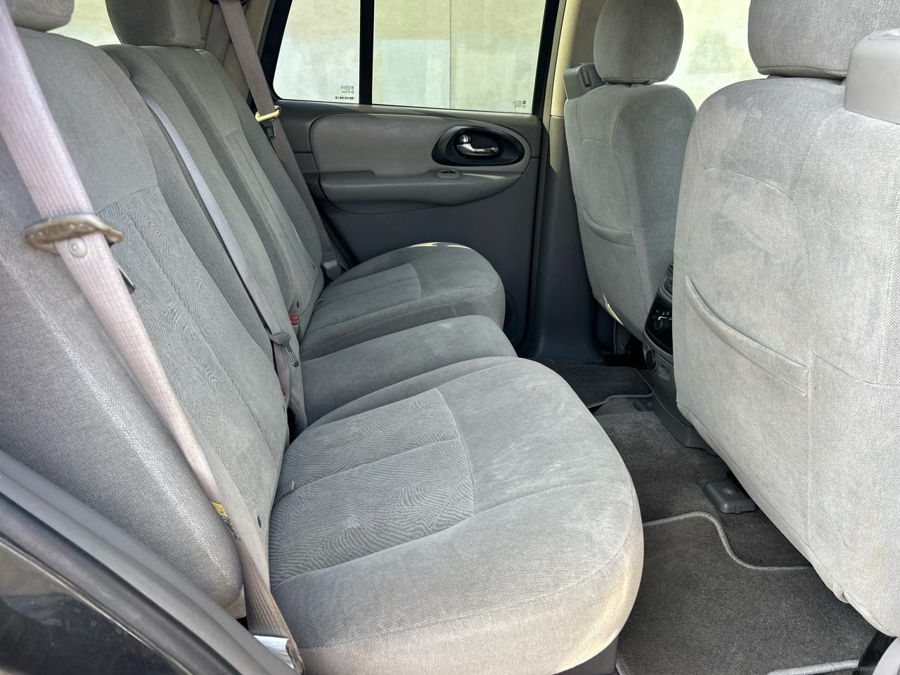 Chevrolet TrailBlazer 4dr 2WD LS 2005