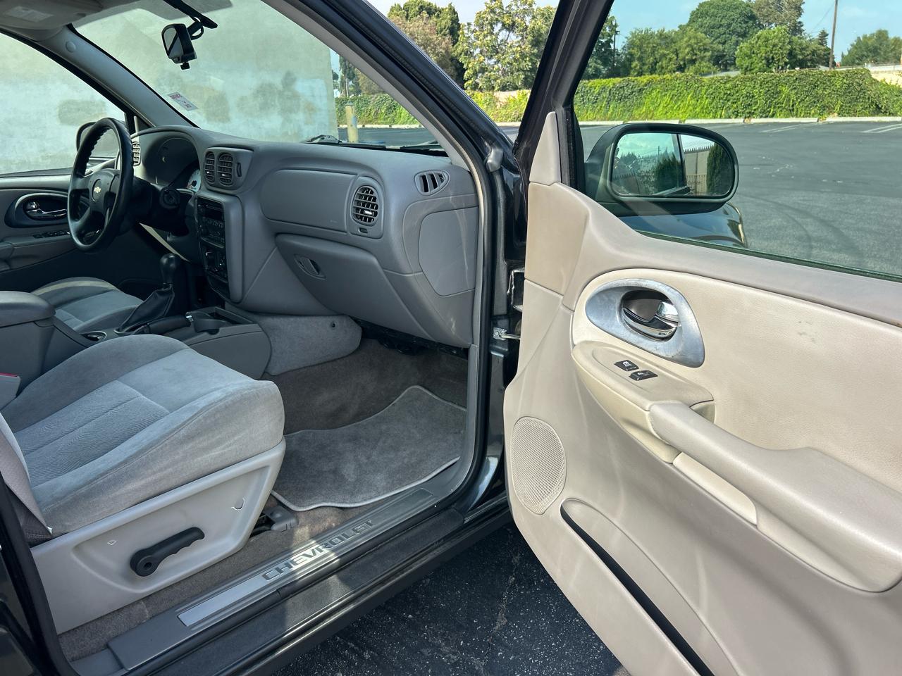 Chevrolet TrailBlazer 4dr 2WD LS 2005