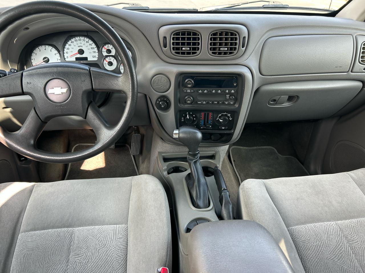 Chevrolet TrailBlazer 4dr 2WD LS 2005