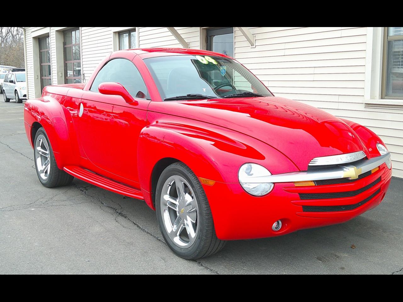 2004 Chevrolet SSR Reg Cab 116.0" WB LS