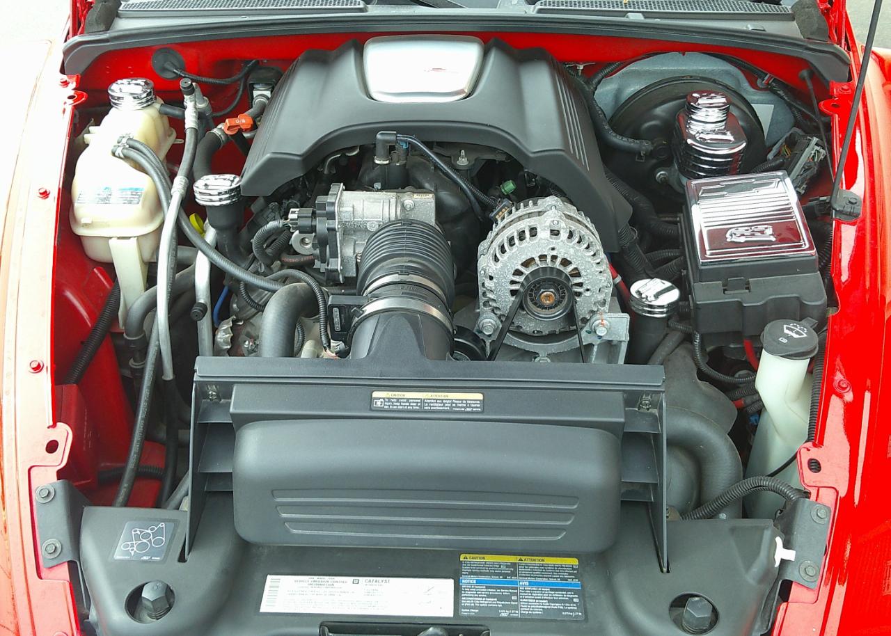 Chevrolet SSR Reg Cab 116.0" WB LS 2004