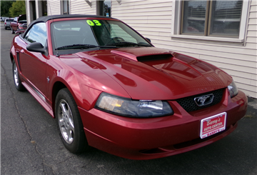 2003 Ford Mustang 2dr Conv Deluxe