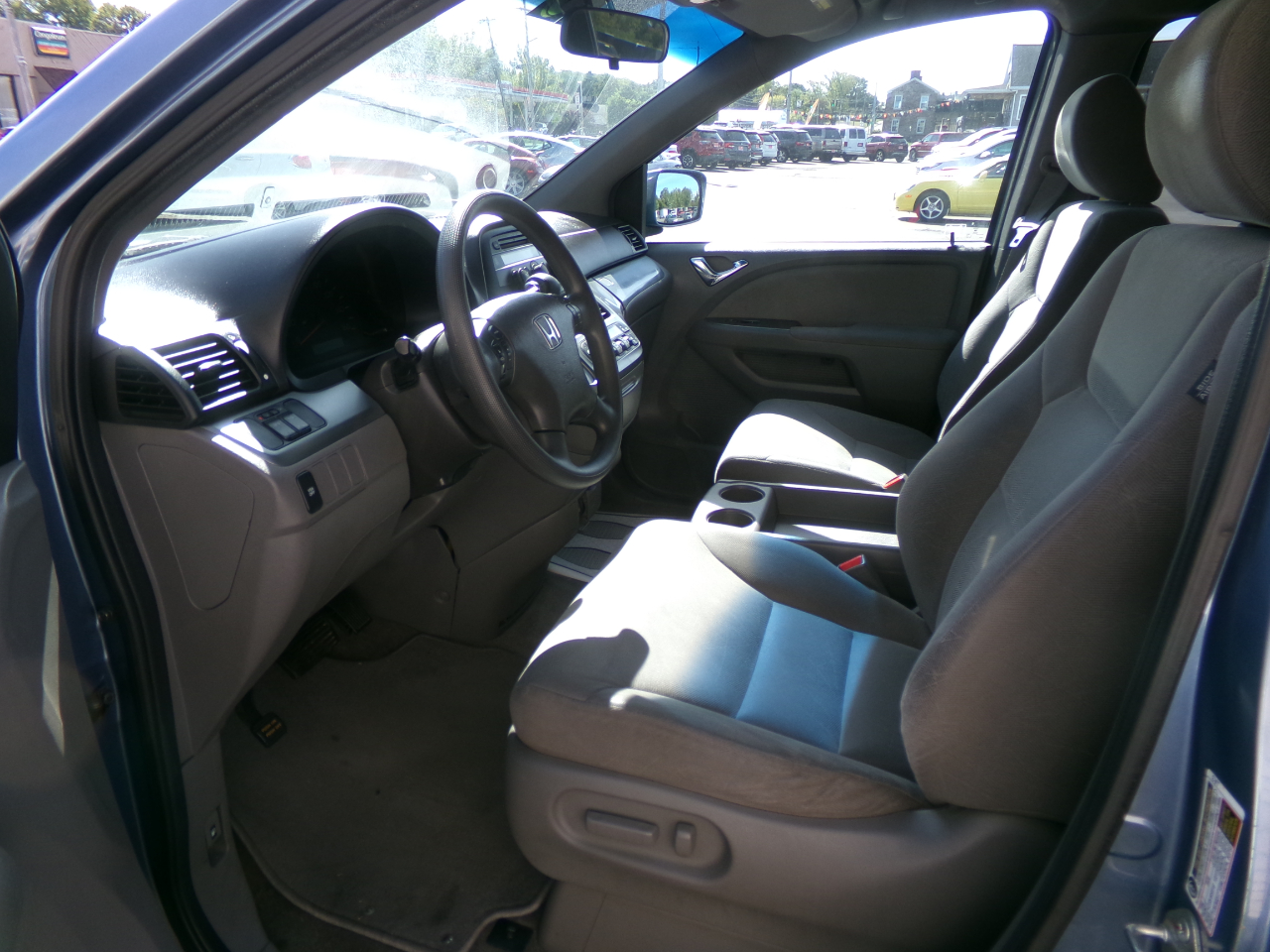 2010 Honda Odyssey EX photo 9