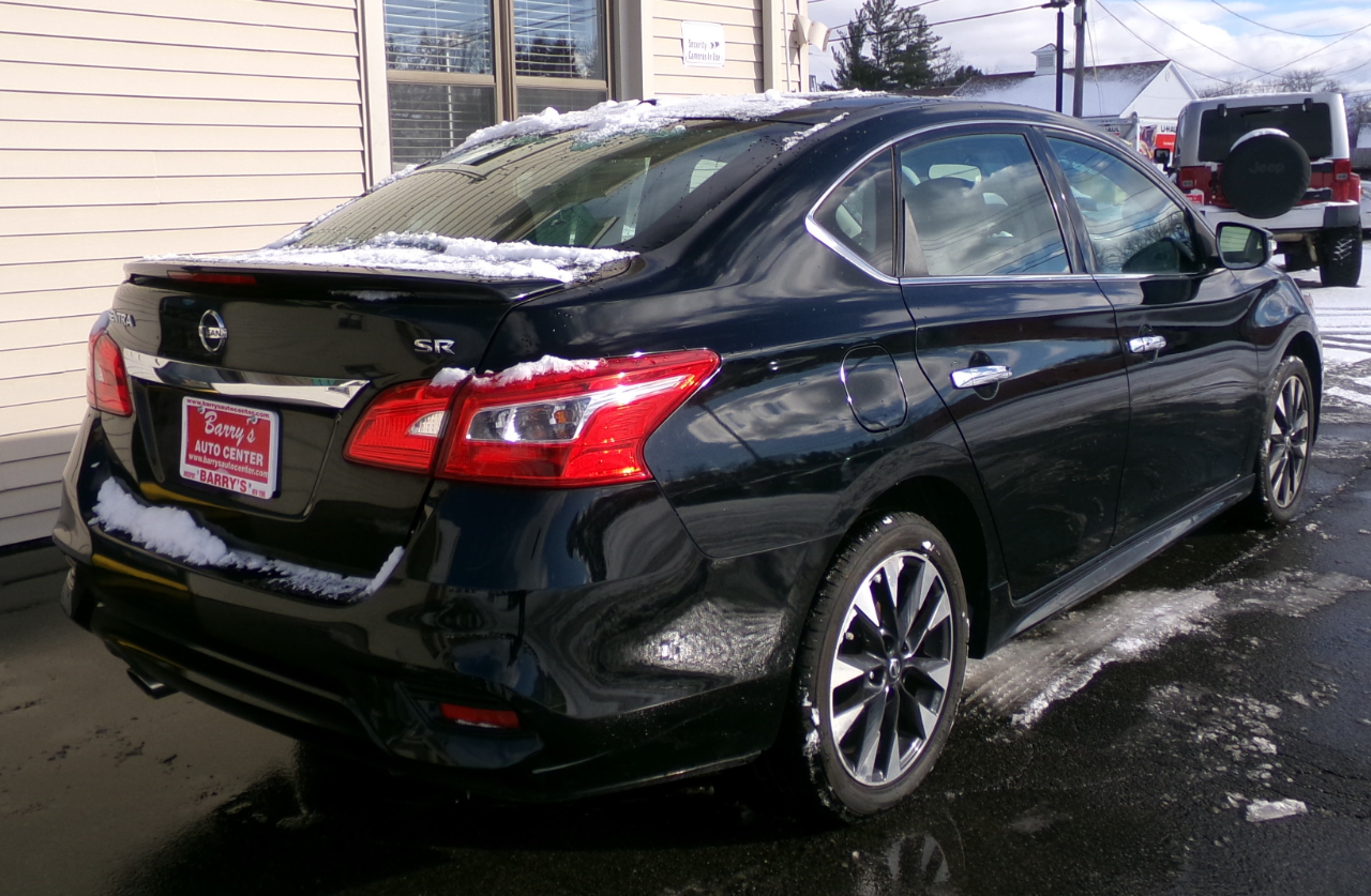 Nissan Sentra SR CVT 2017