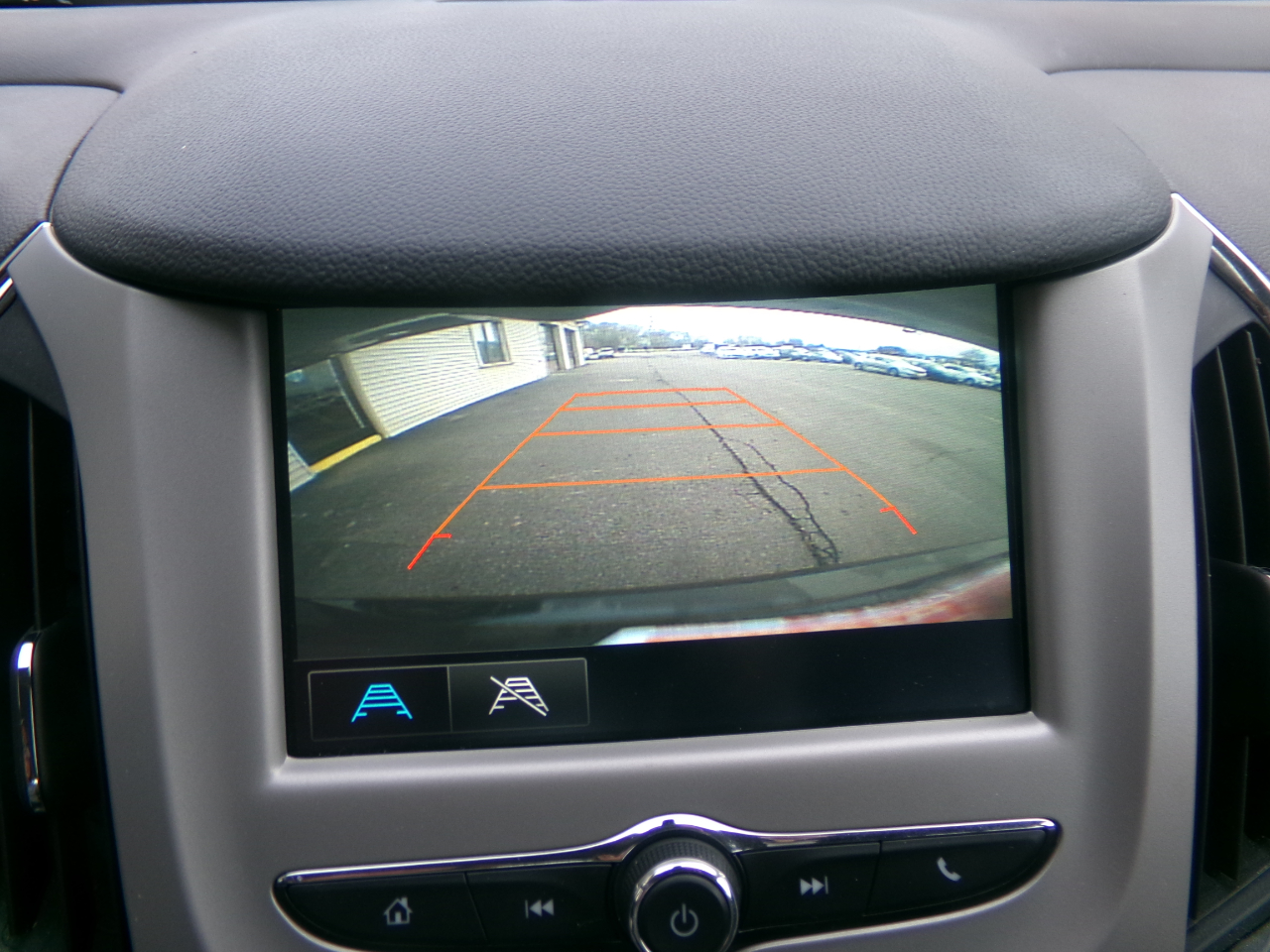 Chevrolet Cruze 4dr Sdn 1.4L LS w/1SB 2018