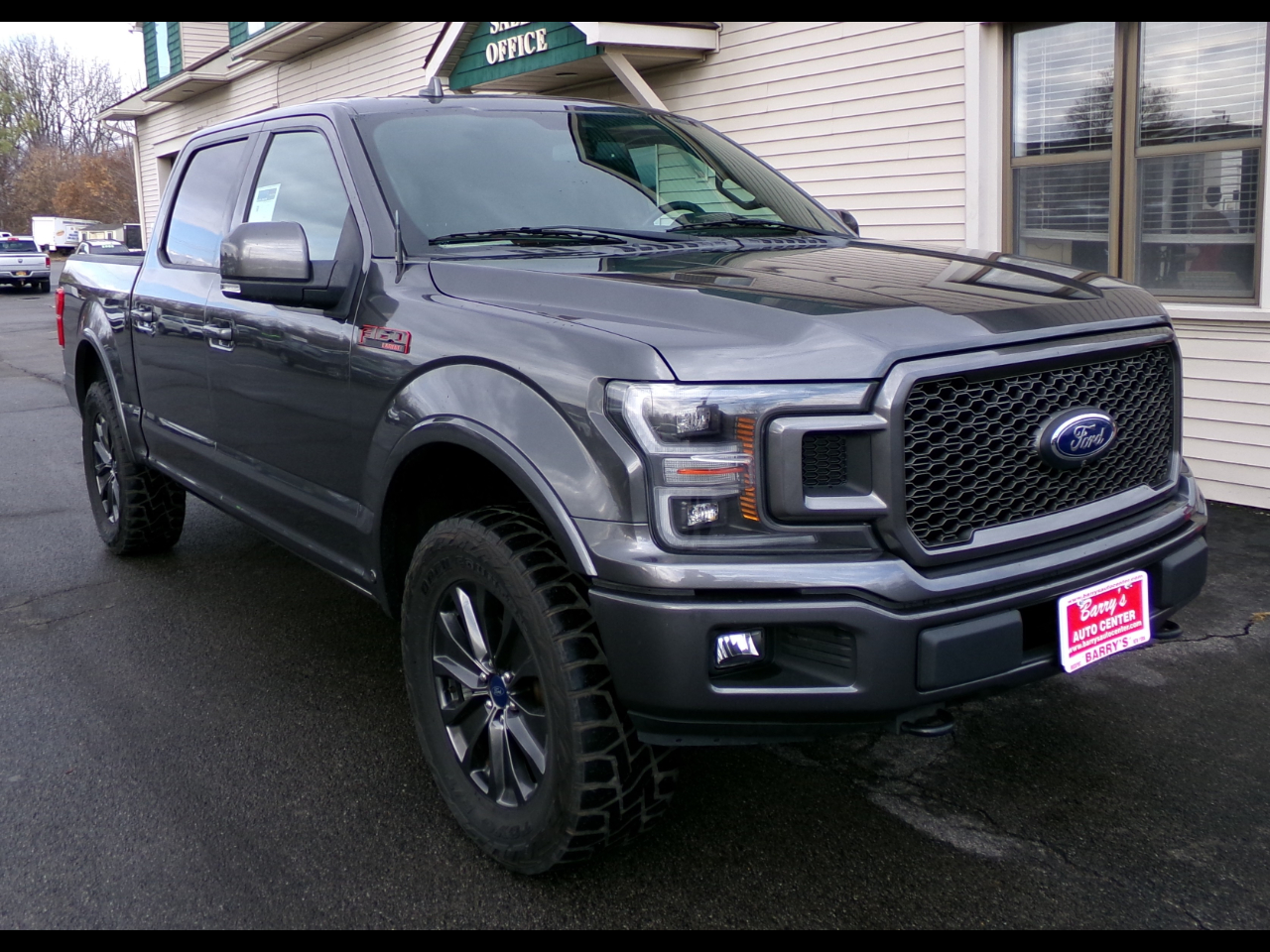 2018 Ford F-150 4WD SuperCab 145" Lariat