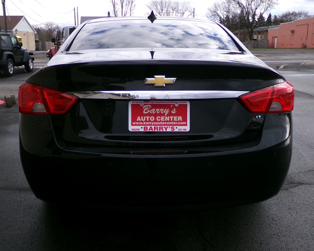2015 Chevrolet Impala 1LT photo 2