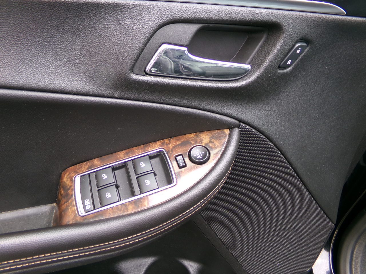 Chevrolet Impala 4dr Sdn LT w/1LT 2015