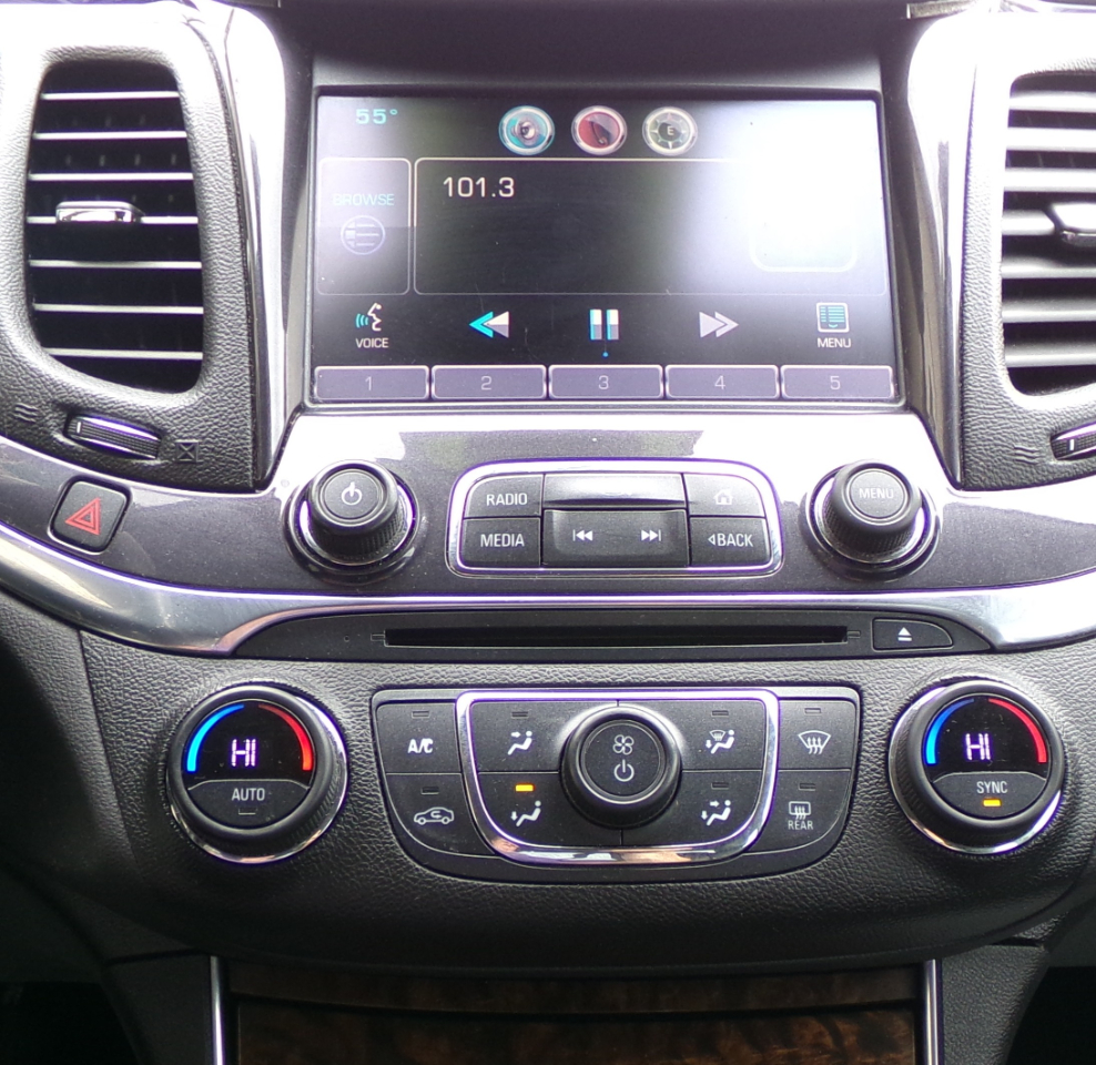 Chevrolet Impala 4dr Sdn LT w/1LT 2015