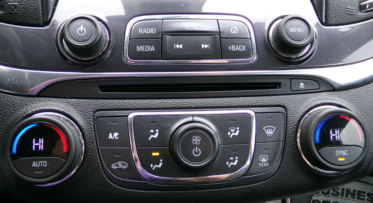 Chevrolet Impala 4dr Sdn LT w/1LT 2015