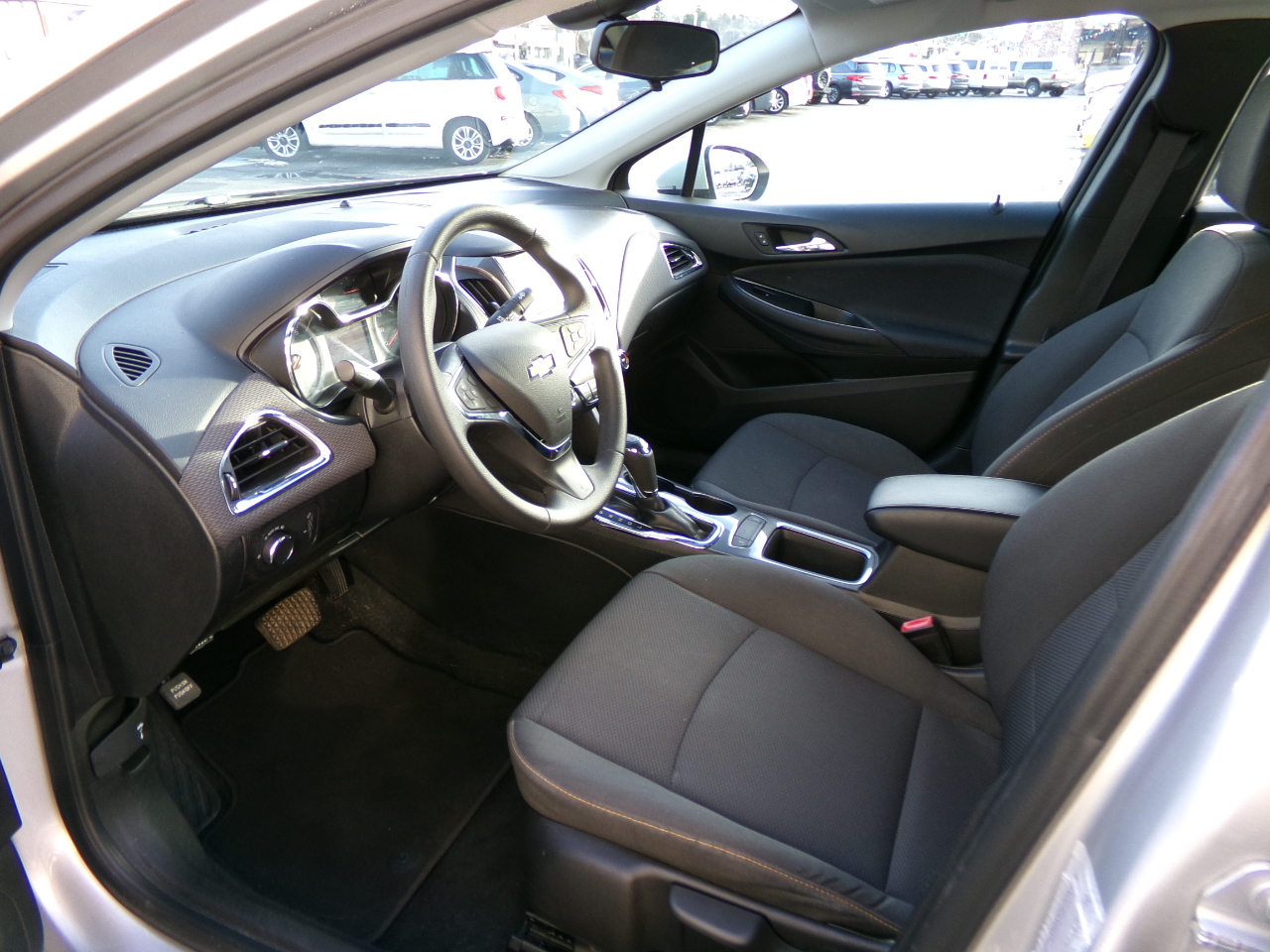 Chevrolet Cruze 4dr Sdn LS 2019