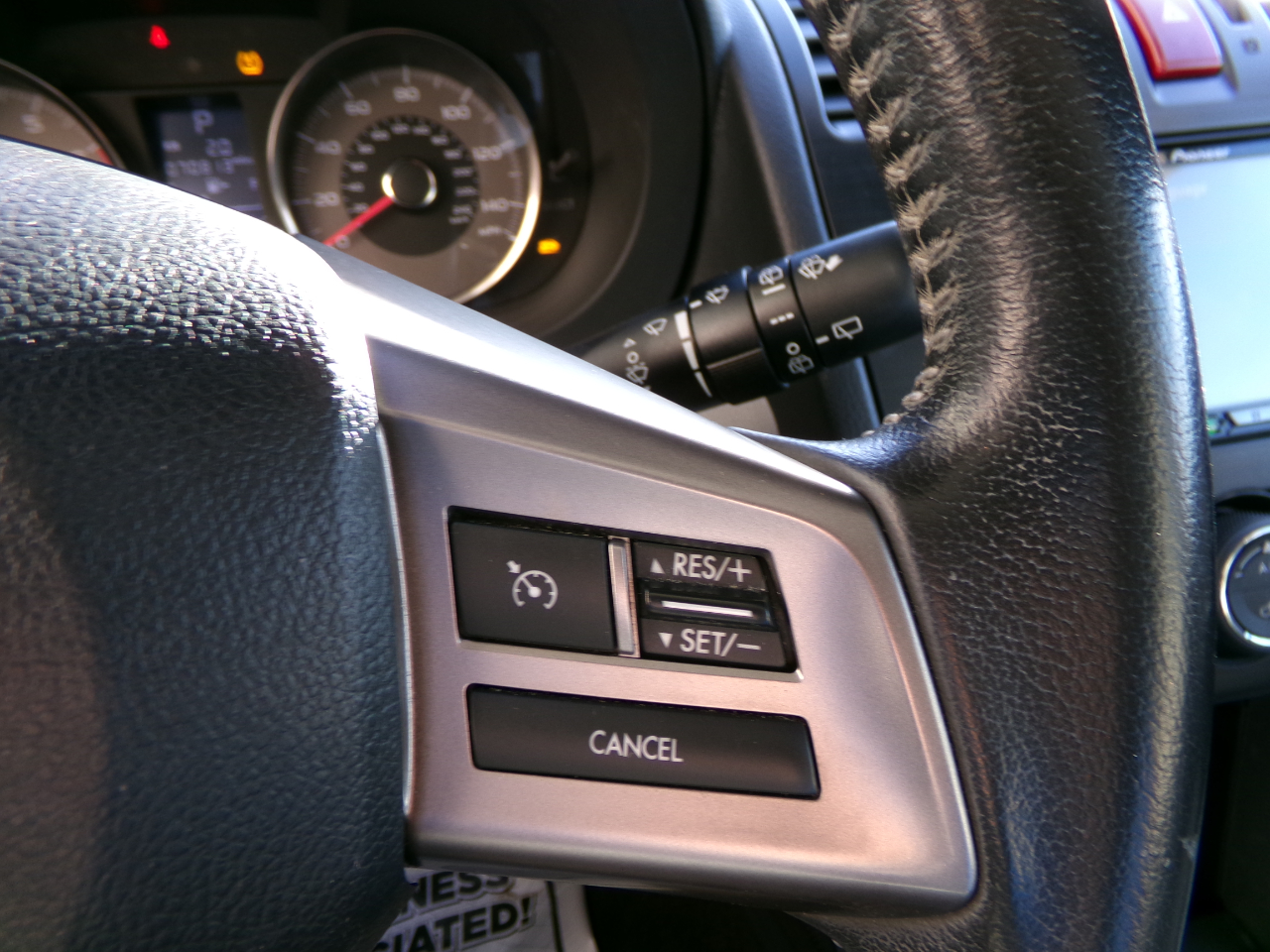 Subaru Forester 4dr CVT 2.5i Limited PZEV 2015