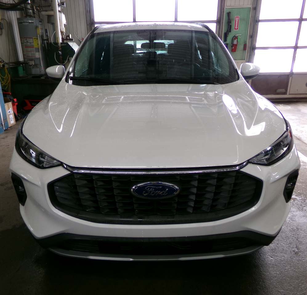 Ford Escape PHEV FWD 2024