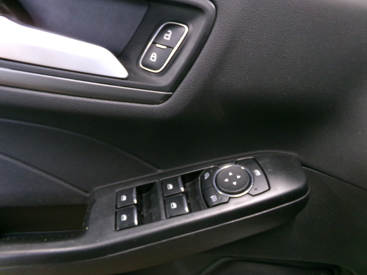 Ford Escape SE Plug-In Hybrid FWD 2024