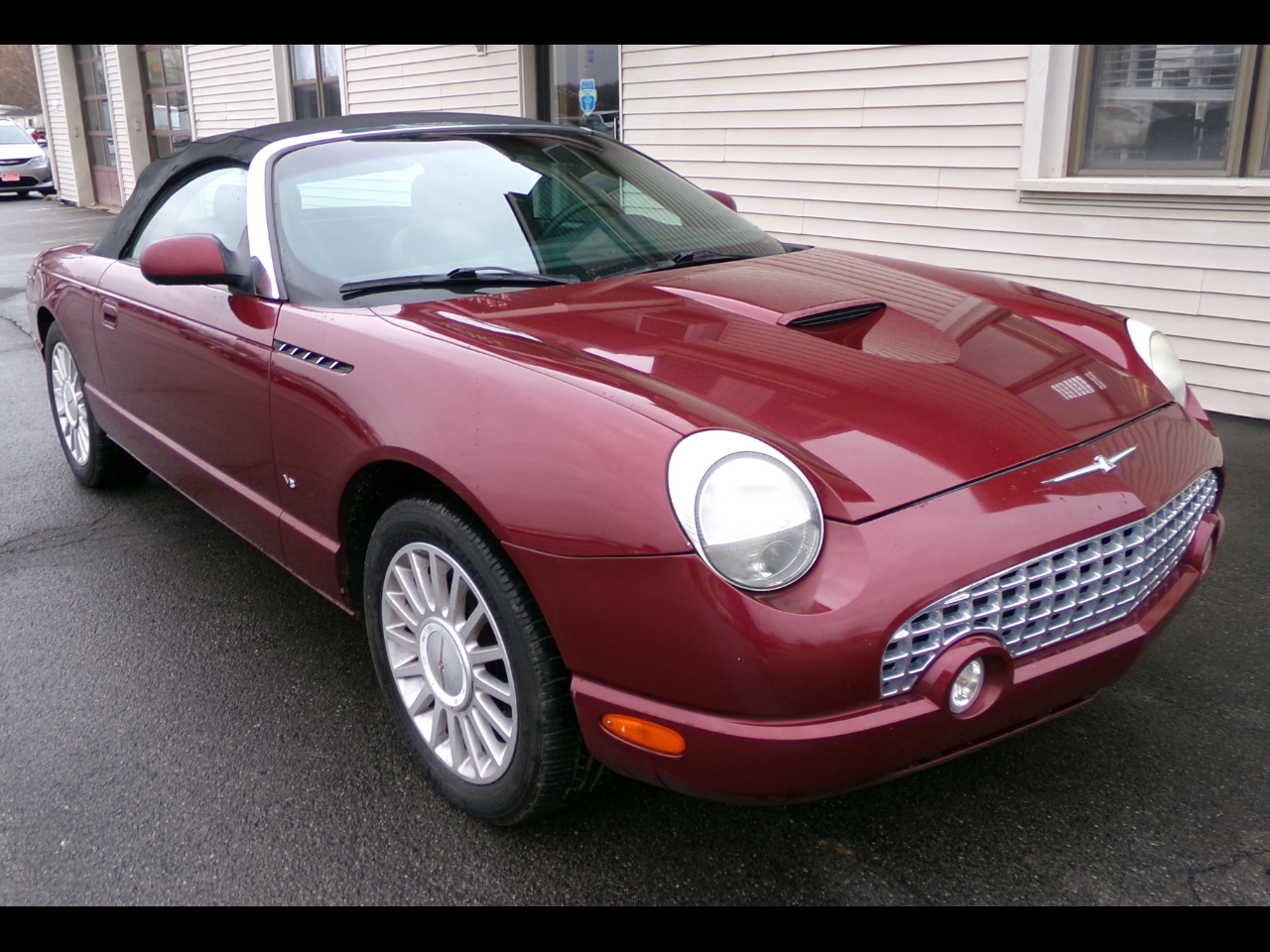 2004 Ford Thunderbird 2dr Convertible Deluxe