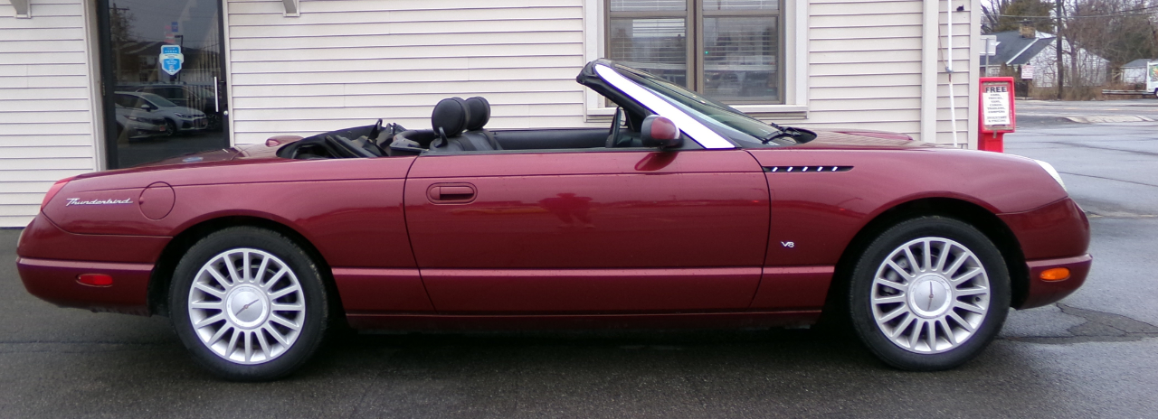 Ford Thunderbird 2dr Convertible Deluxe 2004