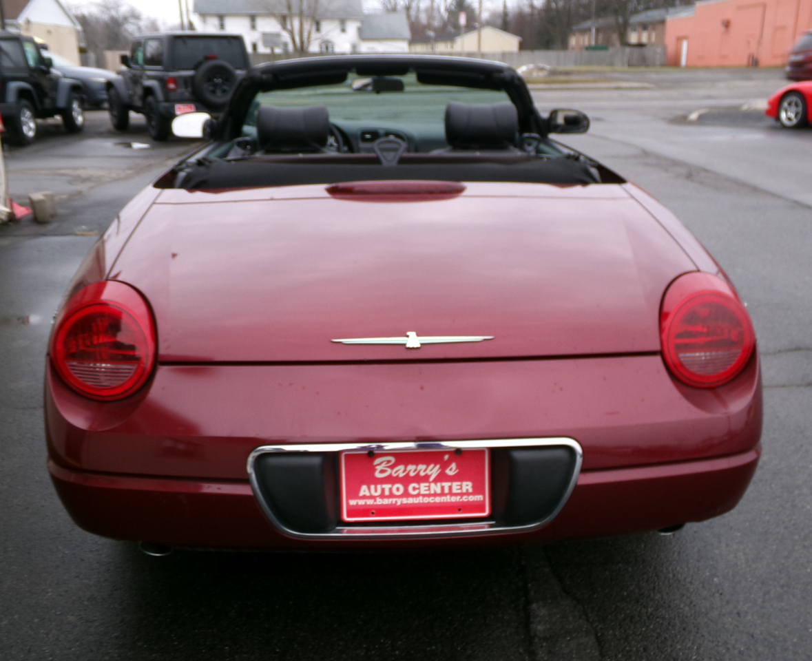 Ford Thunderbird 2dr Convertible Deluxe 2004