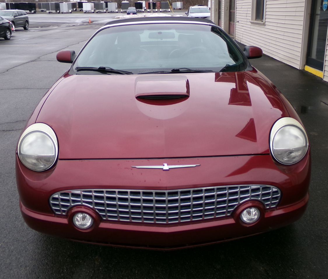 Ford Thunderbird 2dr Convertible Deluxe 2004