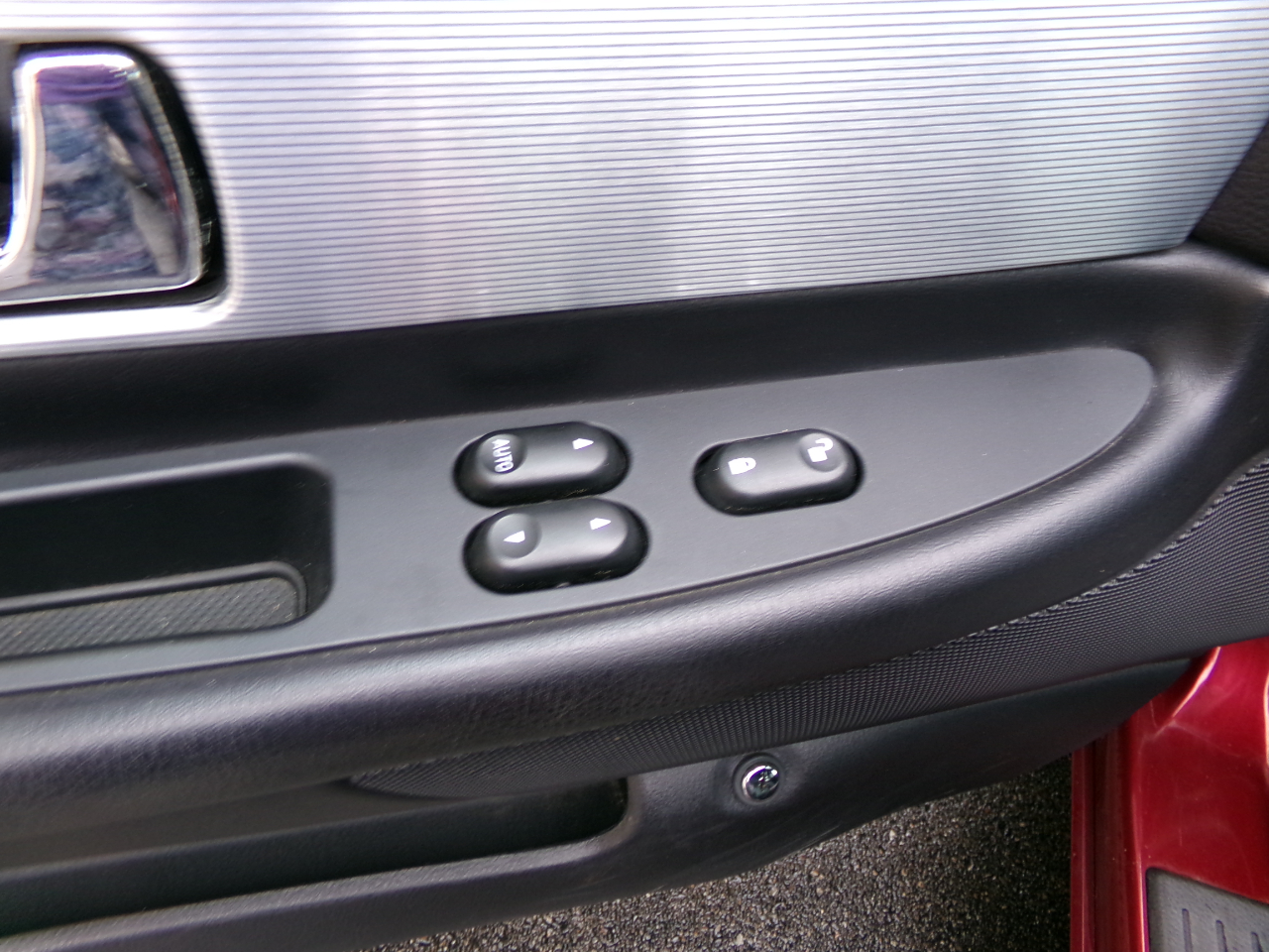 Ford Thunderbird 2dr Convertible Deluxe 2004