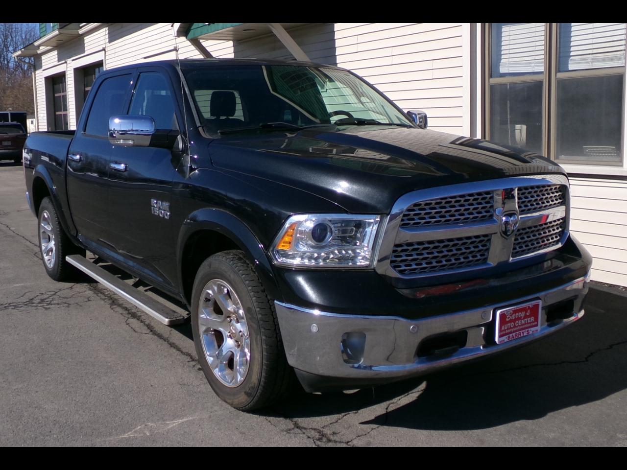 2017 RAM 1500 Laramie 4x4 Crew Cab 5'7" Box