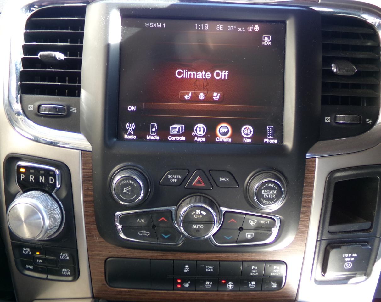 RAM 1500 Laramie 4x4 Crew Cab 5'7" Box 2017