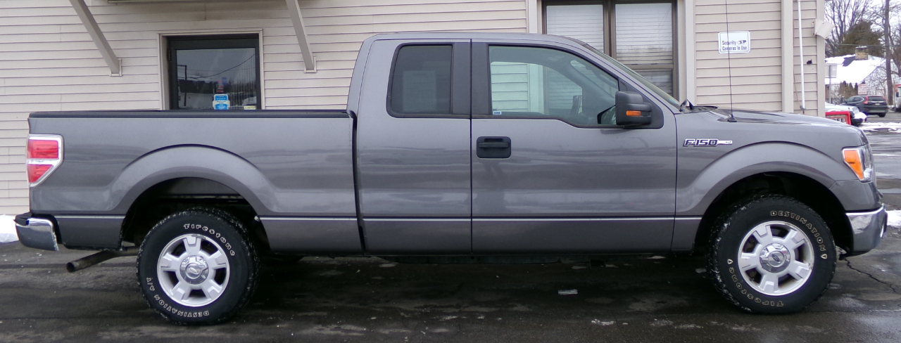 Ford F-150 2WD SuperCab 145" XLT 2011