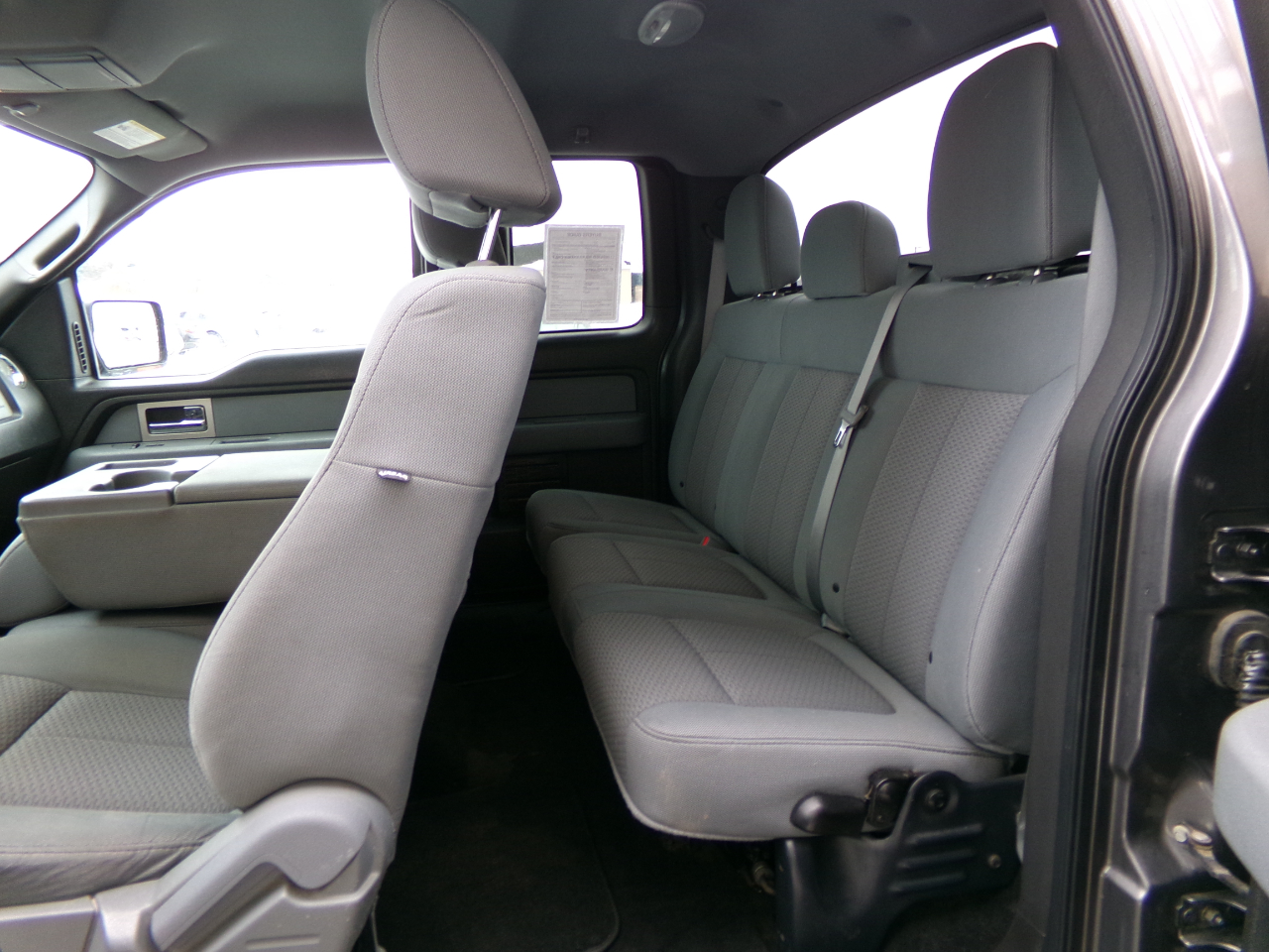 Ford F-150 2WD SuperCab 145" XLT 2011