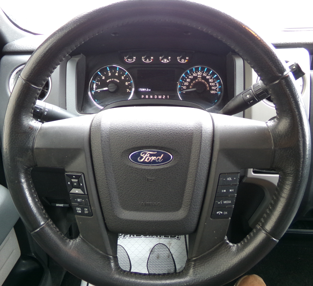 Ford F-150 2WD SuperCab 145" XLT 2011