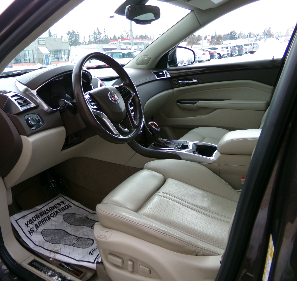 Cadillac SRX FWD 4dr Luxury Collection 2015