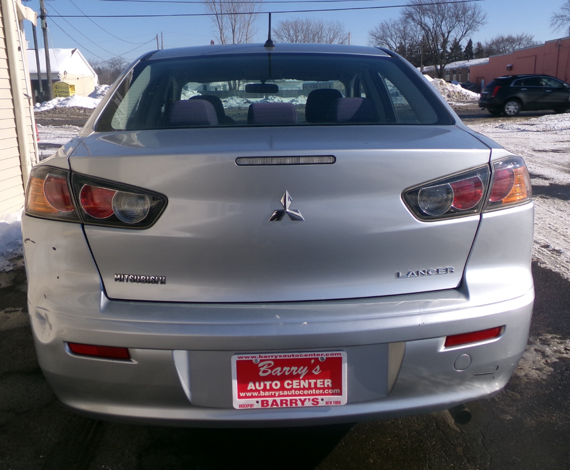 Mitsubishi Lancer 4dr Sdn Auto ES 2013