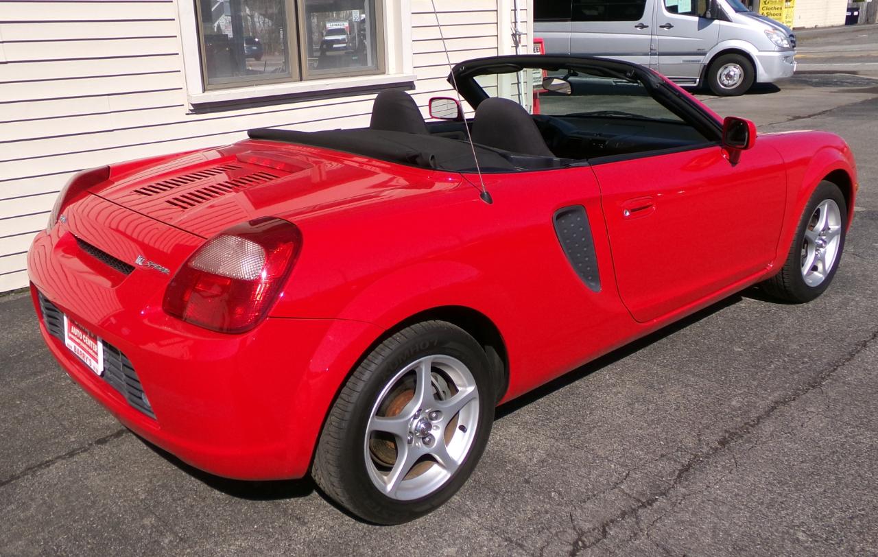 Toyota MR2 Spyder  2001