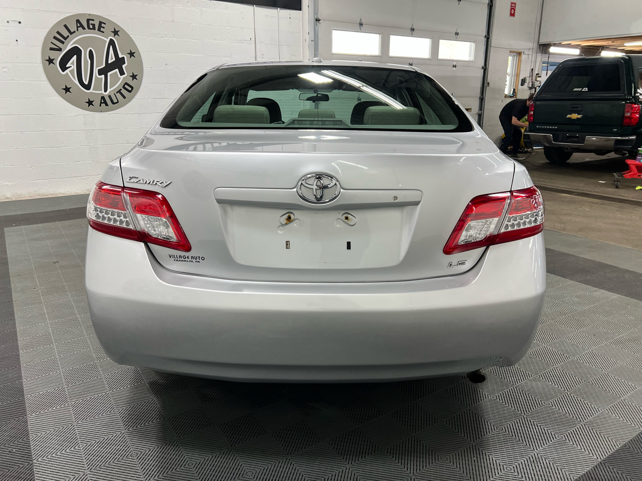 Toyota Camry 4dr Sdn LE Auto 2011 Toyota Camry 4dr Sdn LE Auto 2011