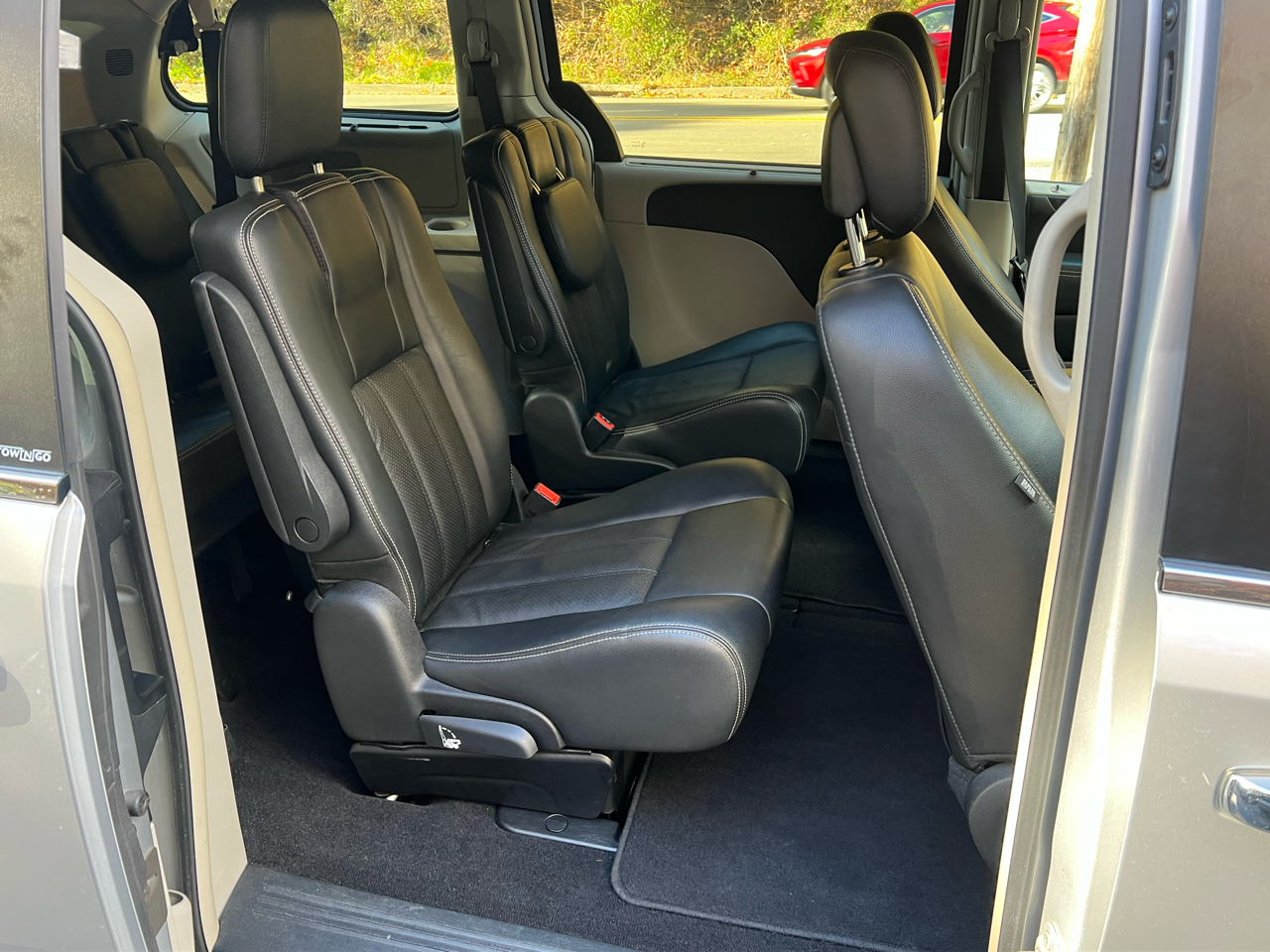 Chrysler Town & Country Touring-L 2012 Chrysler Town & Country Touring-L 2012