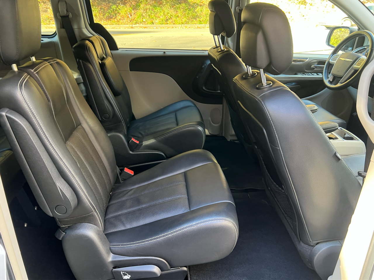 Chrysler Town & Country Touring-L 2012 Chrysler Town & Country Touring-L 2012