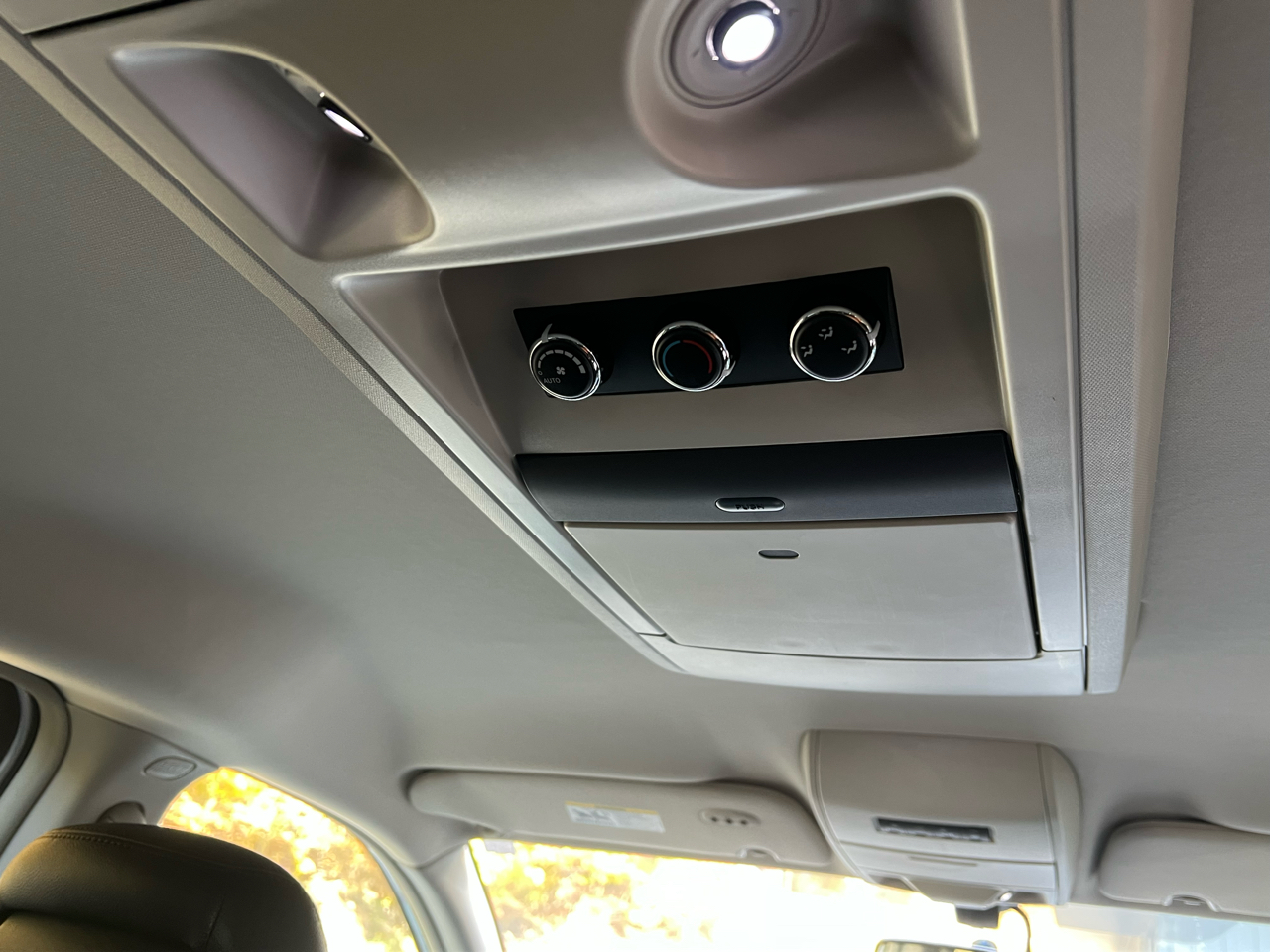 Chrysler Town & Country Touring-L 2012 Chrysler Town & Country Touring-L 2012